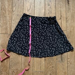 Black and white animal print mini skirt